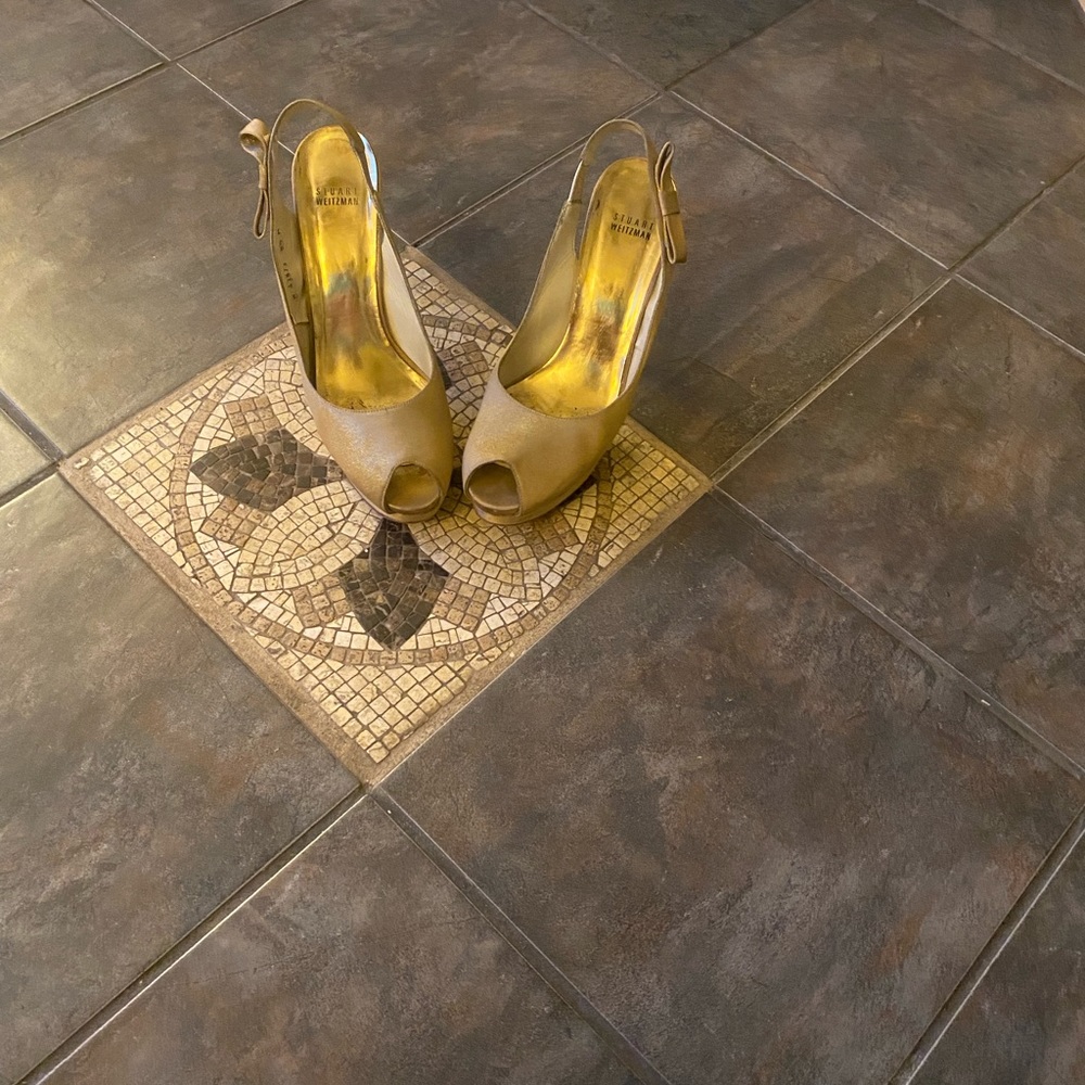 Gold shoe - Picture 10 of 10